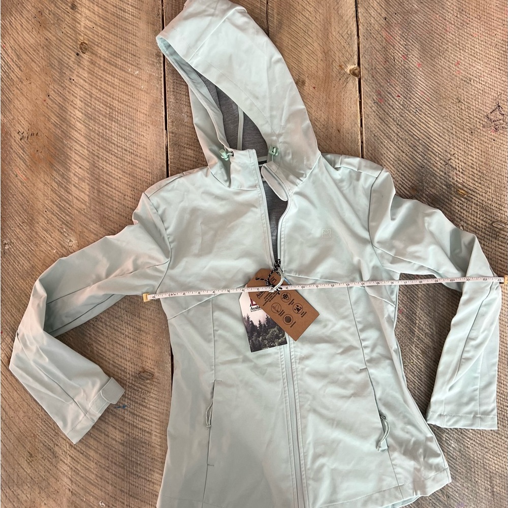 Avalanche Women’s‎ XS Light Green Hooded Jacket